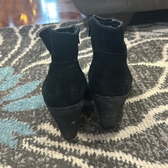 Ankle booties - Picture 4 of 9